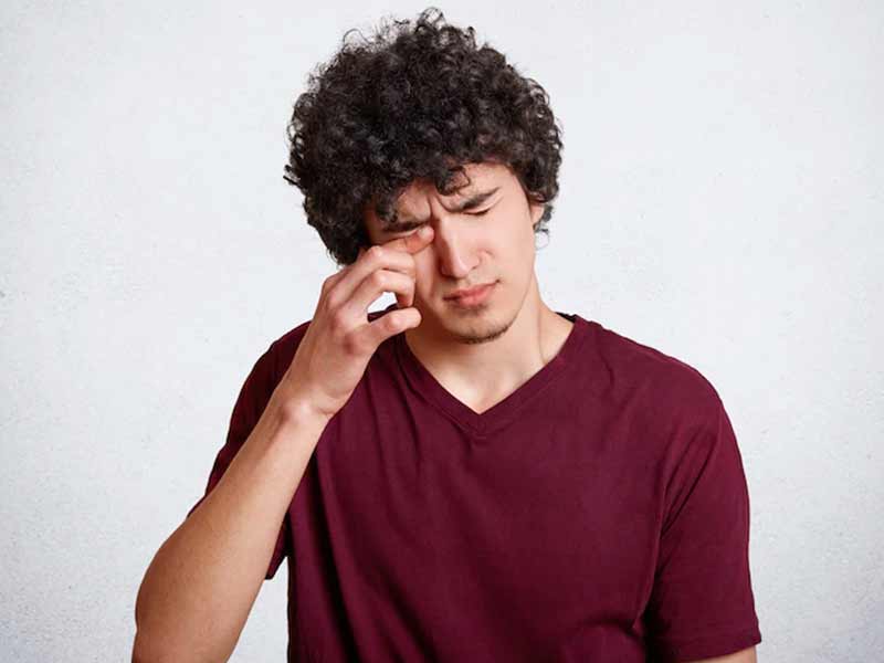 कॉर्नियल अल्सर (corneal ulcer) कैसे होता है? जानें बचाव के उपाय 