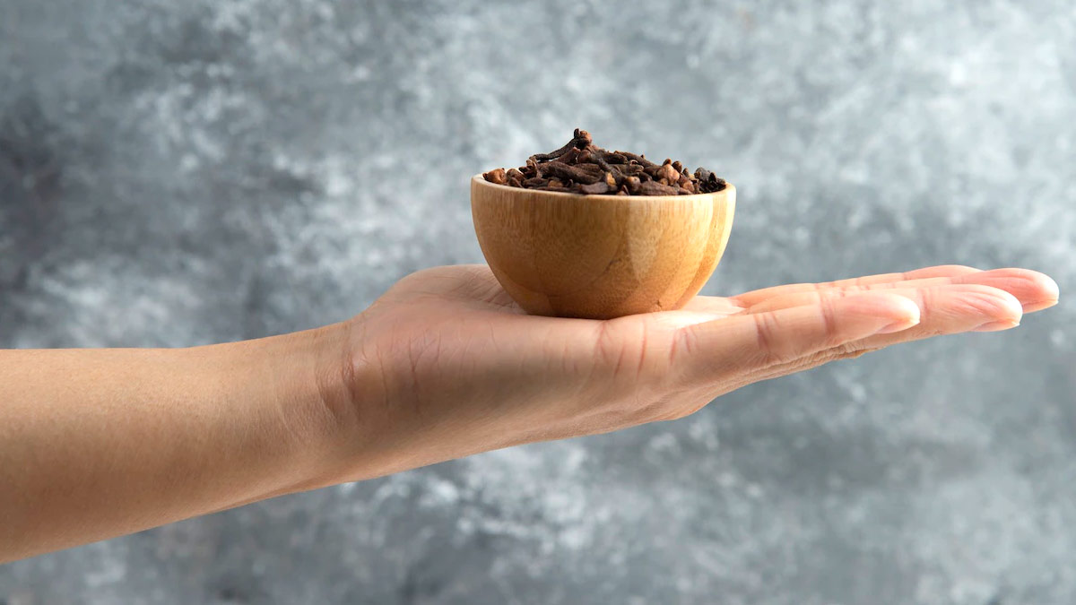 Boiled Cloves Water Benefits