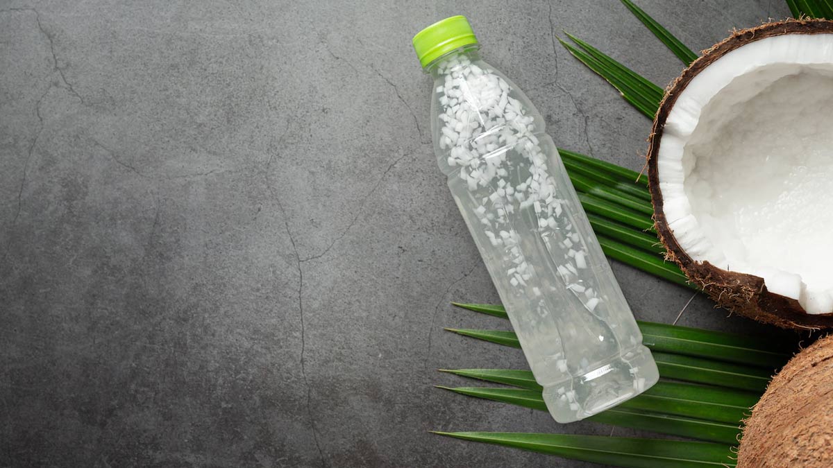 बच्चों को जरूर पिलाना चाहिए नारियल पानी, जानिए इसके 5 फायदे benefits