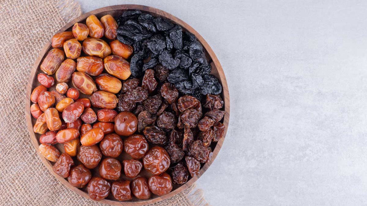 Soaked Dates Water Benefits