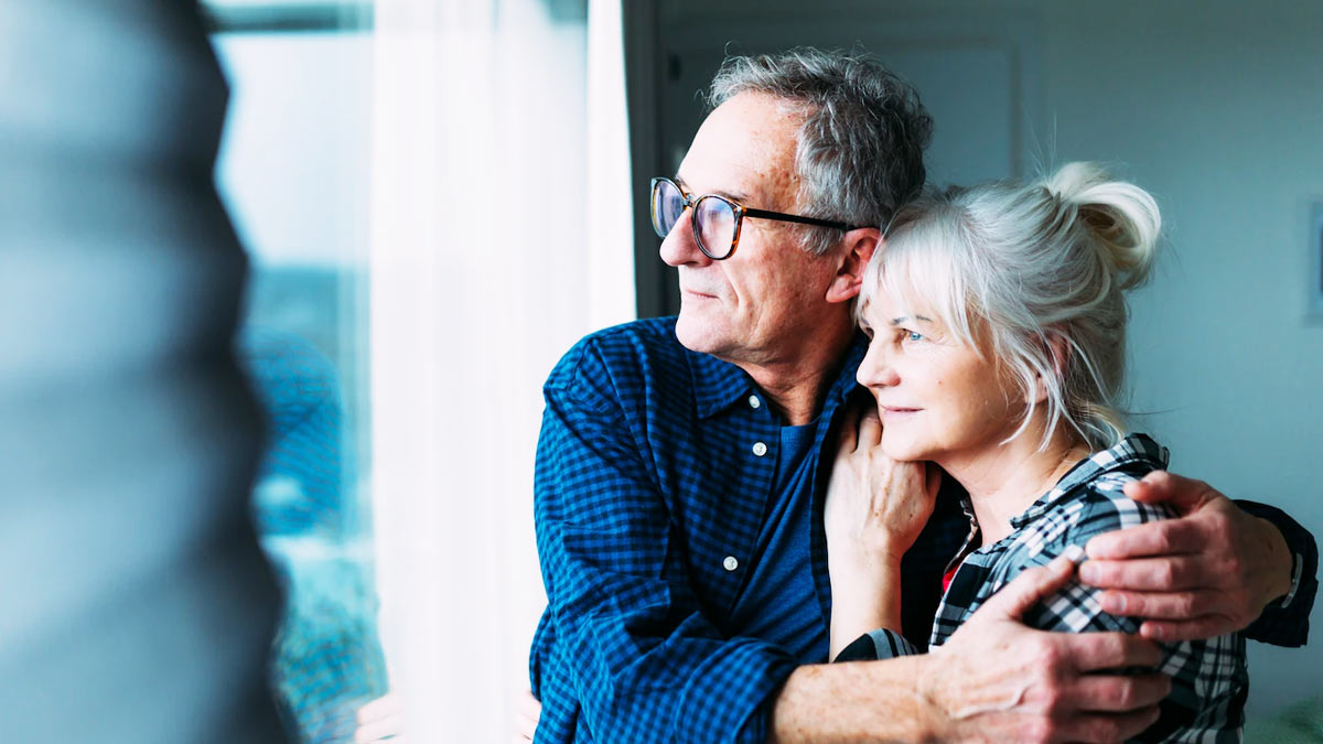 How to protect elderly from depression 