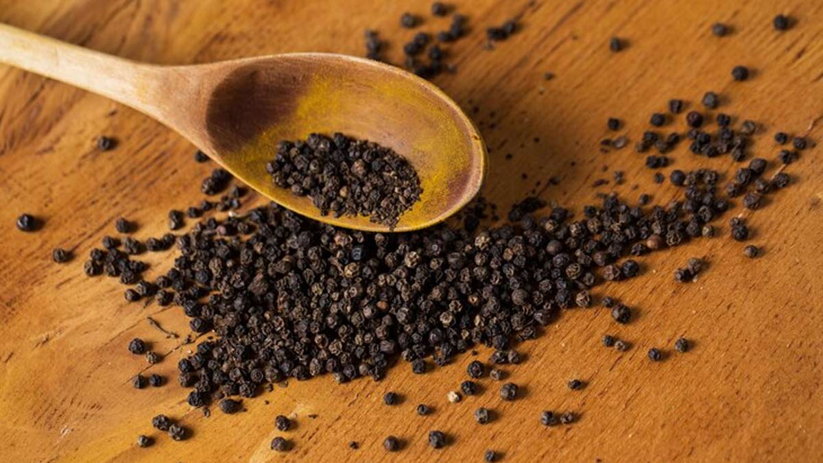 black pepper benefits for eyes