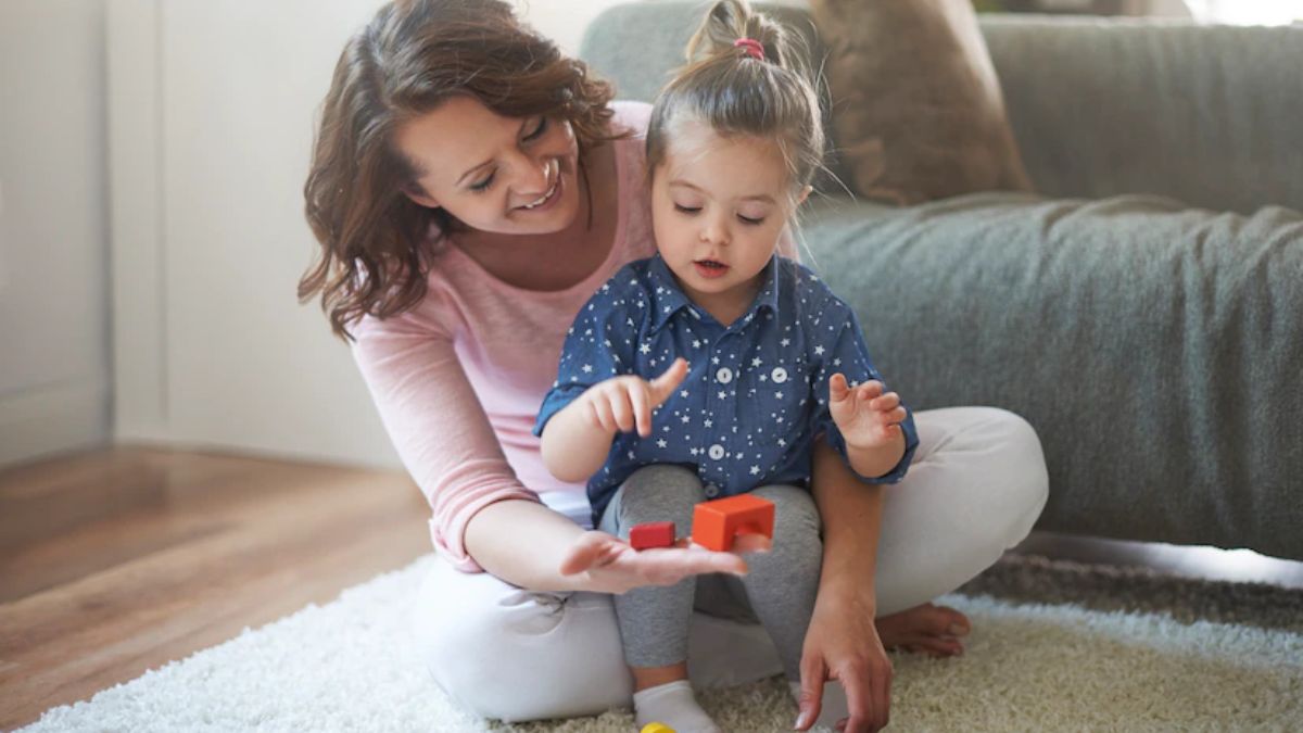 Sittervising Parenting in Hindi