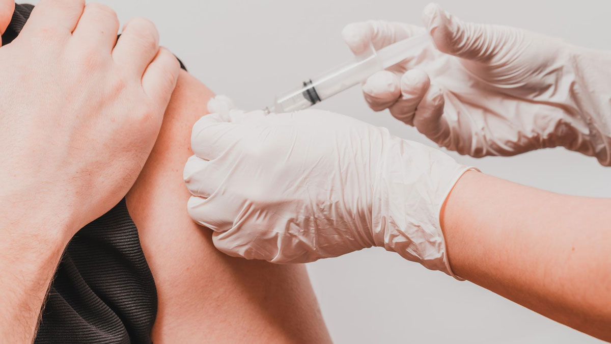 Swelling After Tetanus Injection