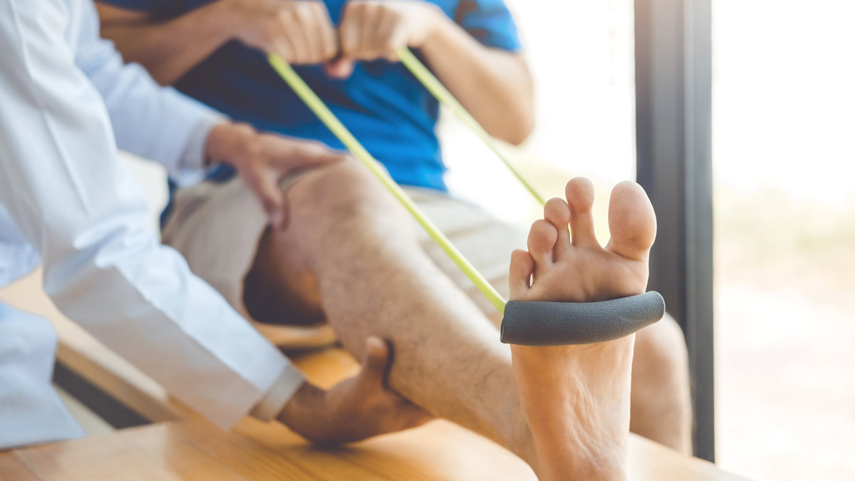 Which Vitamin Deficiency Causes Paralysis