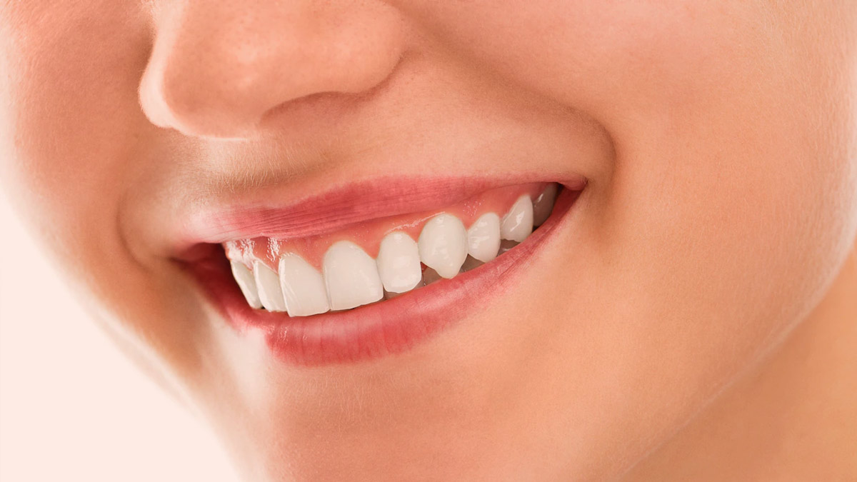 Teeth-Whitening-Powder