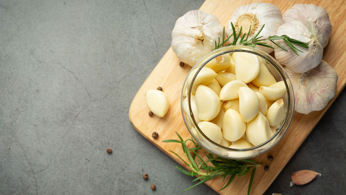 garlic for ear pain