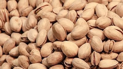 क्या पिस्ता खाने से कोलेस्ट्रॉल बढ़ता है? जानें डायटीशियन से