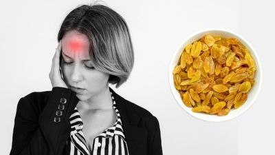 माइग्रेन की समस्या में रोजाना खाएं किशमिश, मिलेगा फायदा