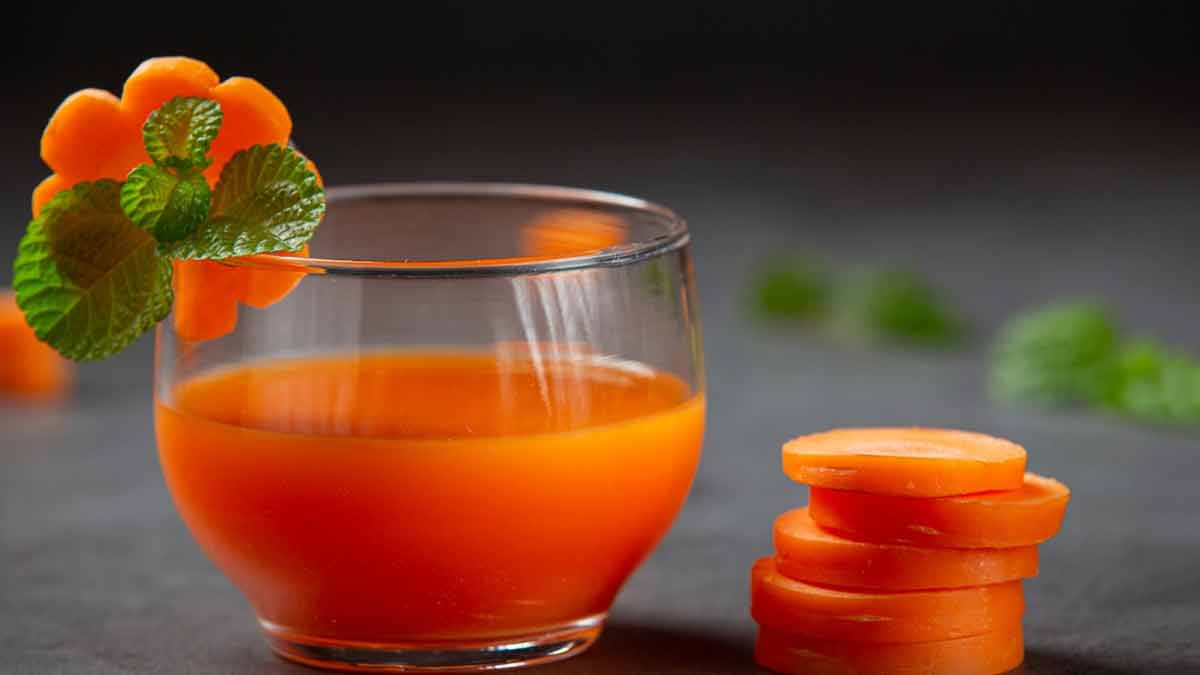 वजन घटाने में मदद करेगा गाजर का जूस, जानें कब और कैसे पिएं