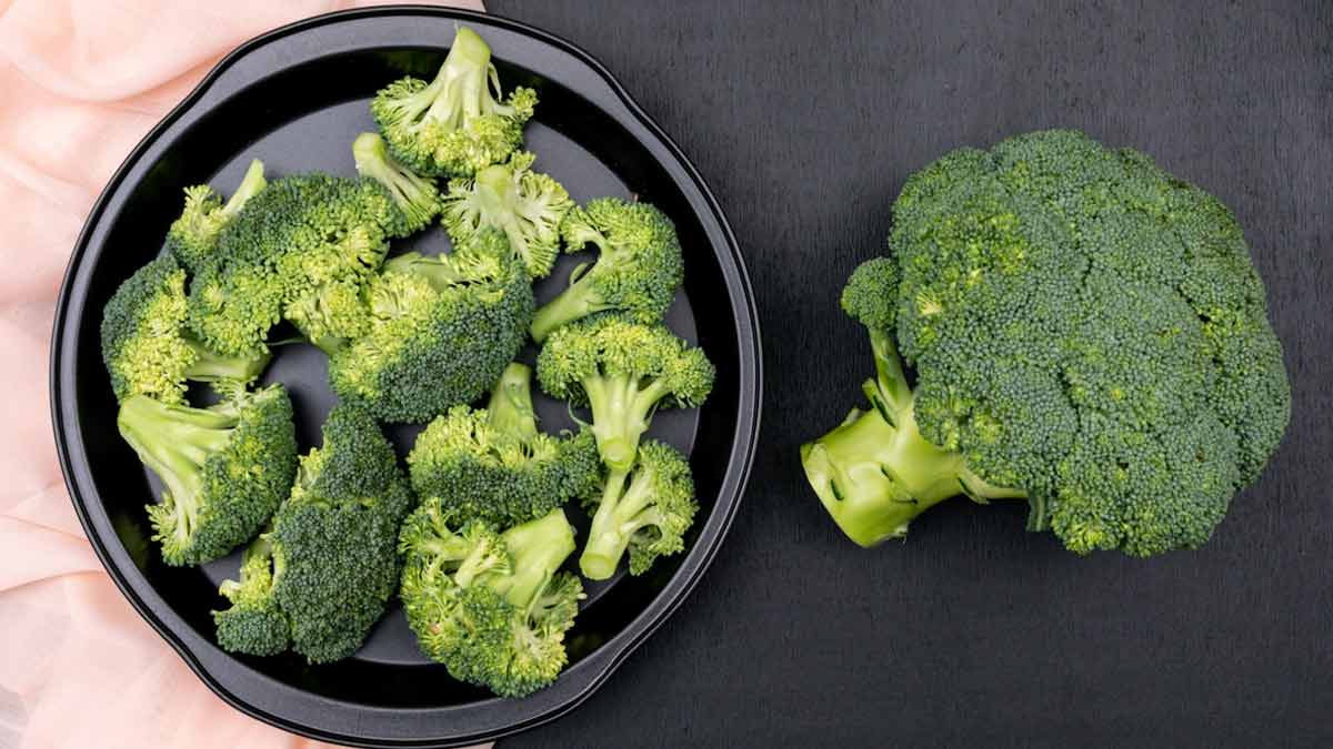 Benefits Of Broccoli: मोटापा कम करने के लिए ब्रोकली करें डाइट में शामिल