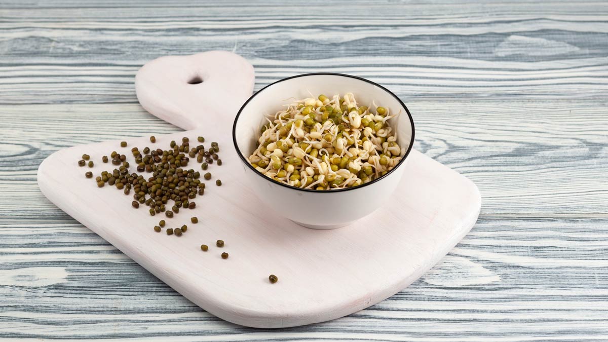 Sprout Dosa Recipe and Benefits