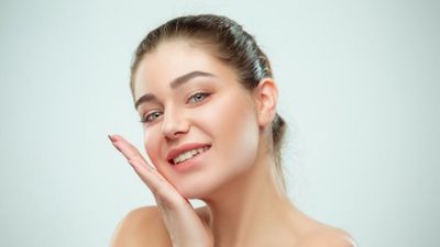 चेहरे की चिपचिपाहट को दूर करने के लिए अपनाएं ये टिप्स