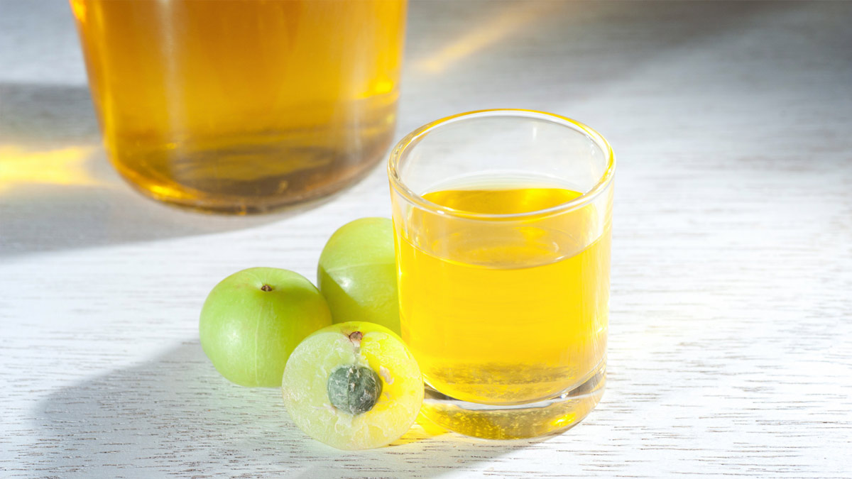 Amla Juice With Honey And Warm Water Benefits