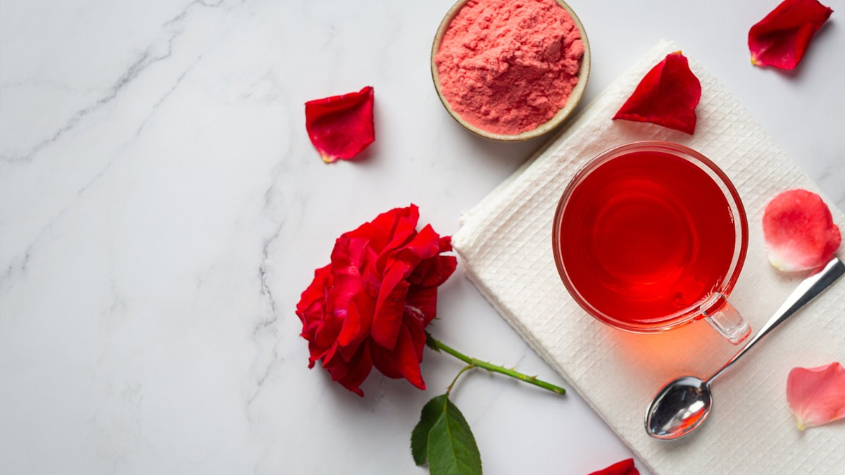 Eye-Care-with-Rose-water
