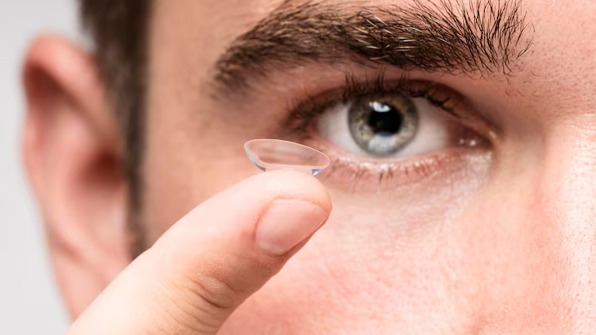 Expert Debunks Myths About Contact Lenses
