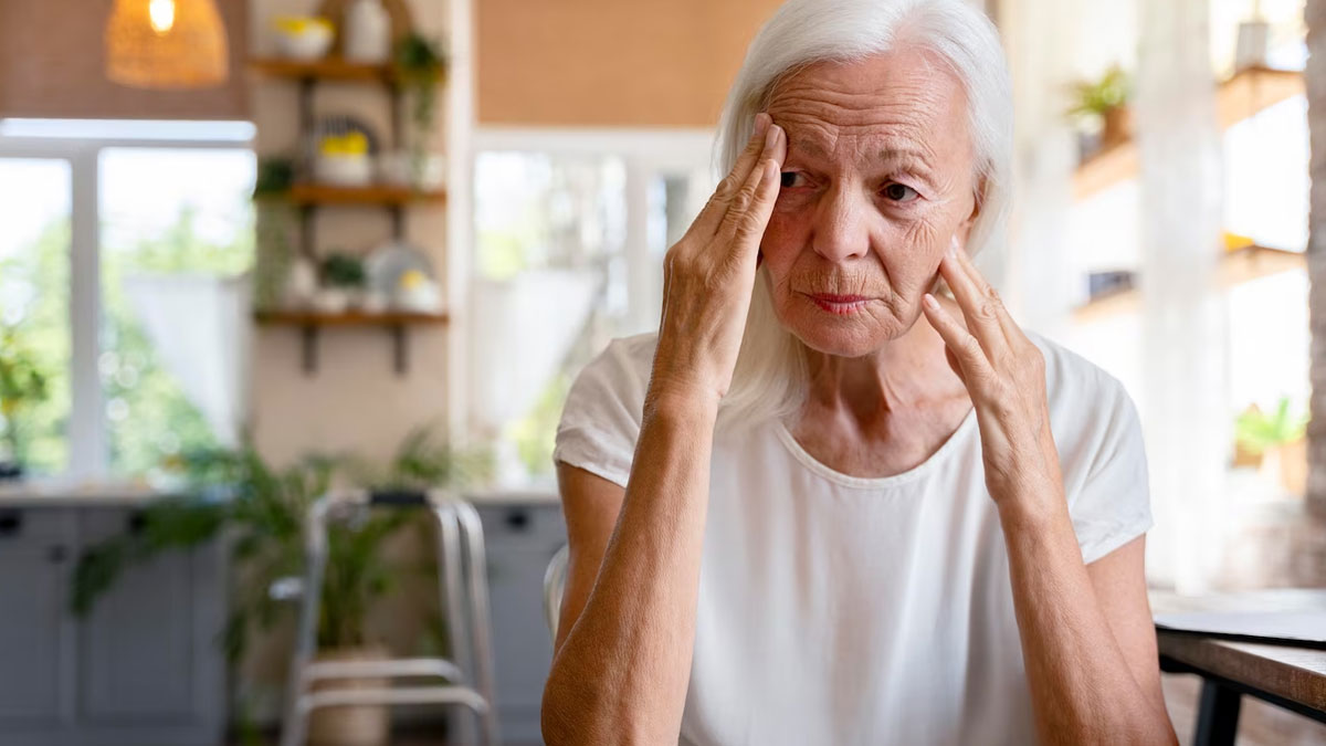 Frontotemporal Dementia: Expert Explains Symptoms, Variants, Causes, & Prevention