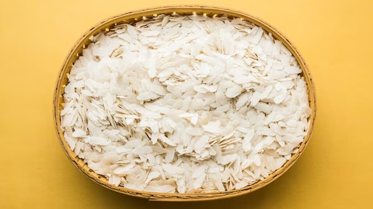 Benefits-of-Having-Poha-in-Pregnancy-t