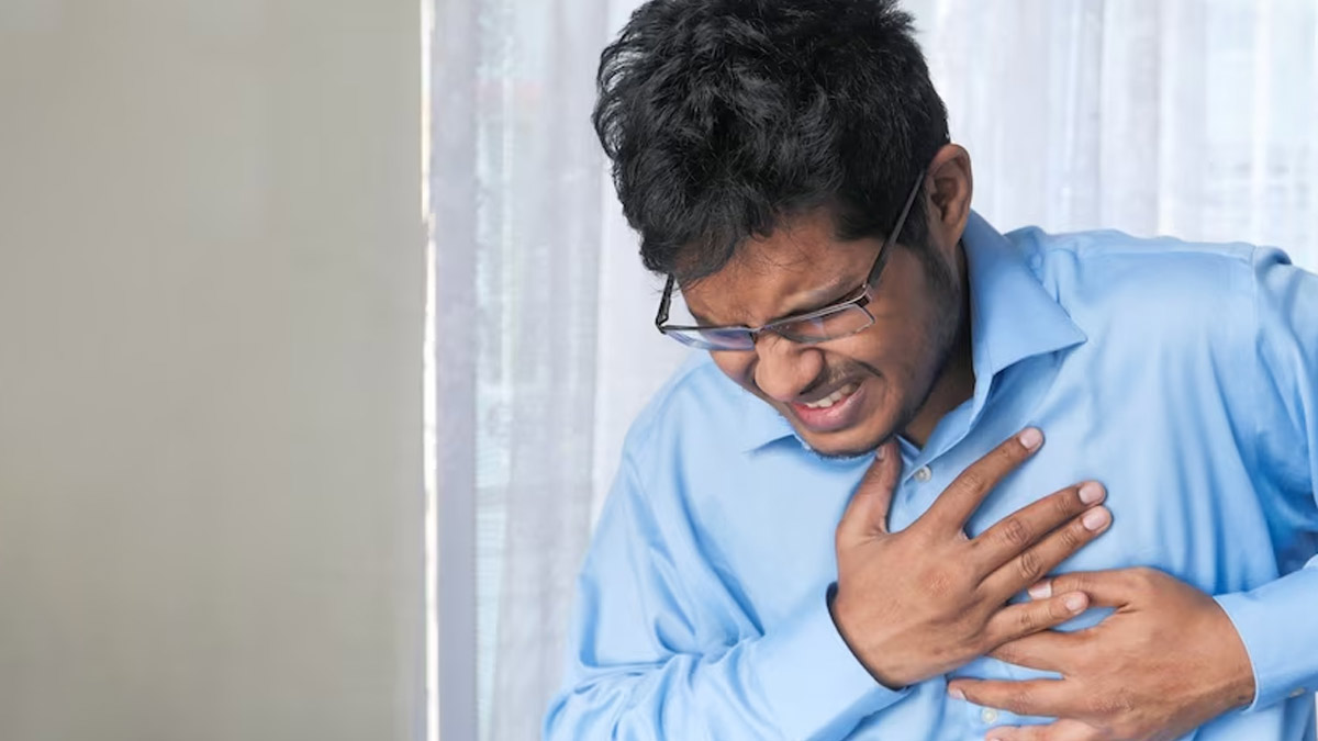 Having Chest Pain? Know 5 Possible Causes And What To Do Next