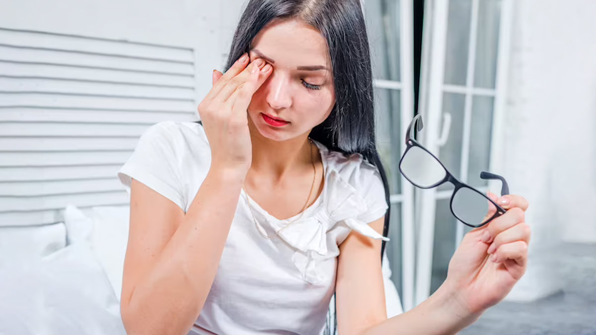 How High Blood Pressure Affects Eyes In Summer, Expert Weighs In