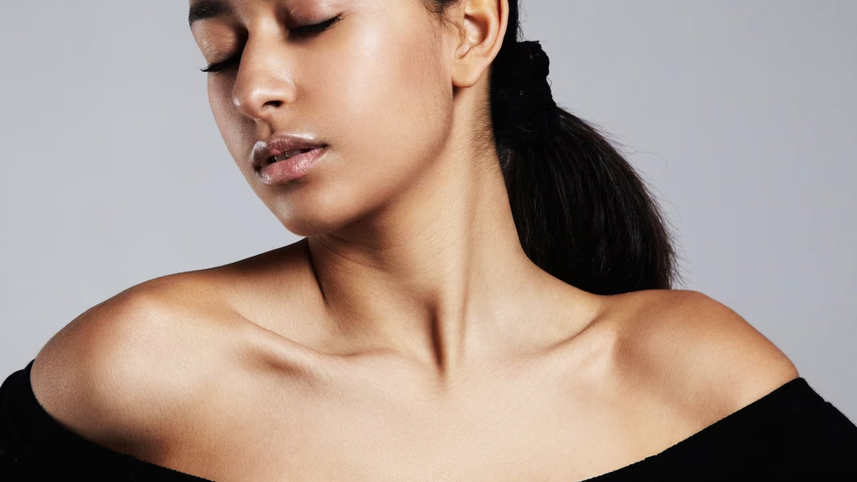 aloe vera and honey for dark neck