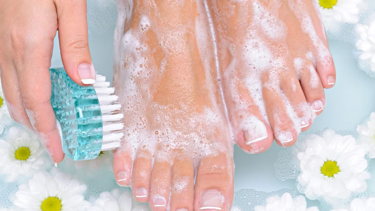 Home Remedies For Peeling Skin On Feet