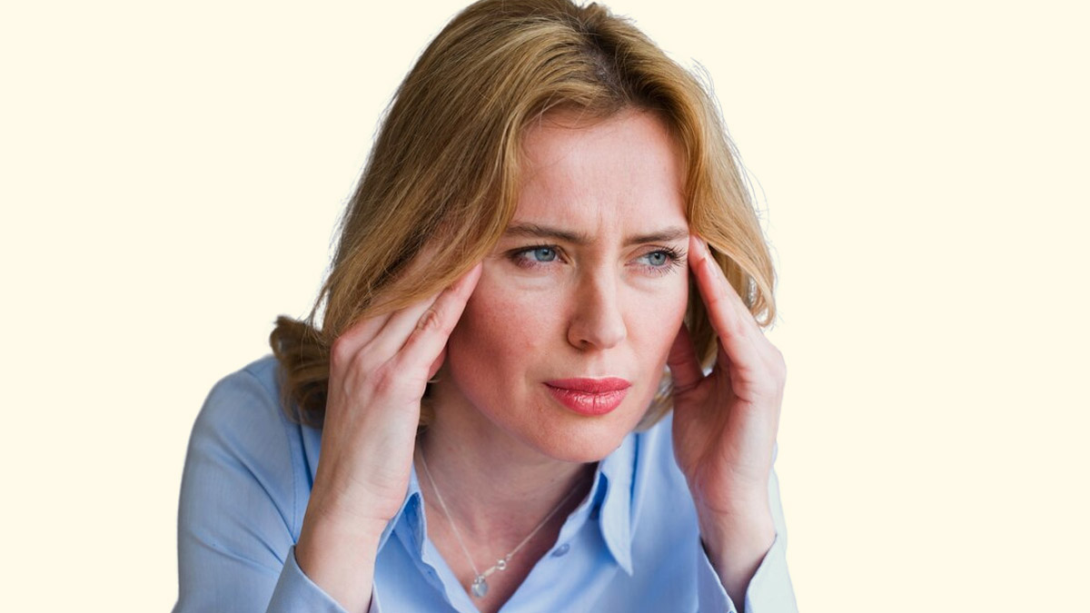 Migraines: 9 Foods that May Trigger It 