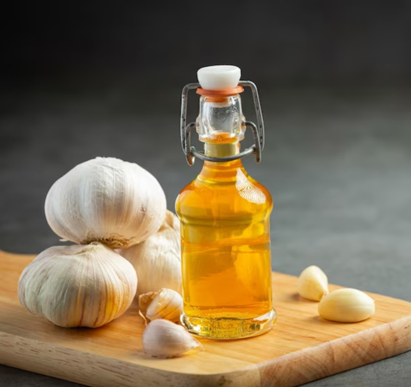 Garlic-and-Olive-Oil-Blend