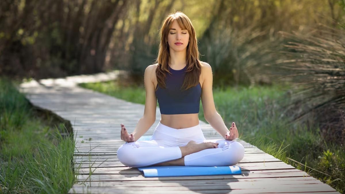 Study: योग और प्राणायाम से कम हो सकती है अस्थमा मरीजों में सांस की समस्या, जानें 3 आसान ब्रीदिंग एक्सरसाइज