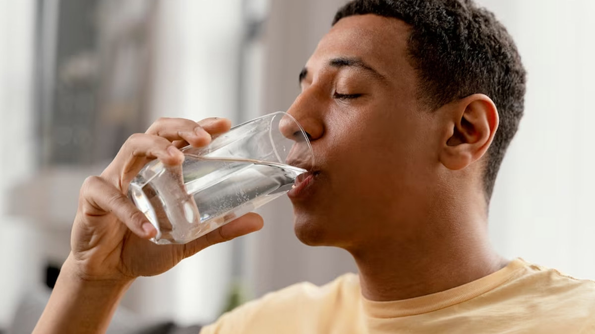 How Much Water To Drink in Morning on Empty Stomach