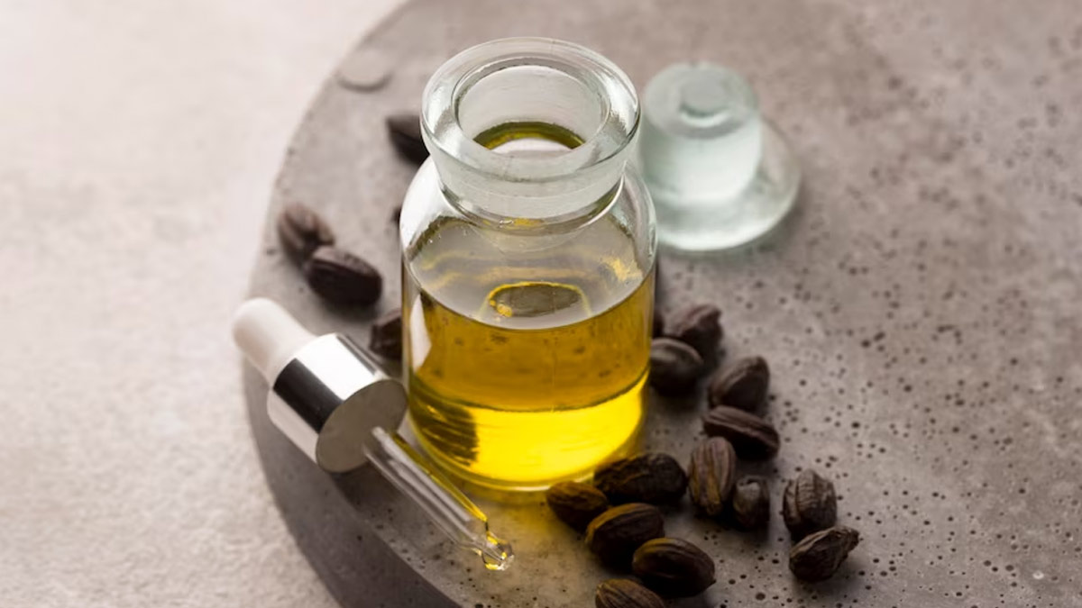 Castor Oil for Hair Growth: Here's How You Can Use It