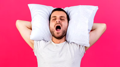 50 की उम्र से पहले आने लगे खर्राटे? स्टडी के अनुसार ये हो सकता है खतरनाक संकेत