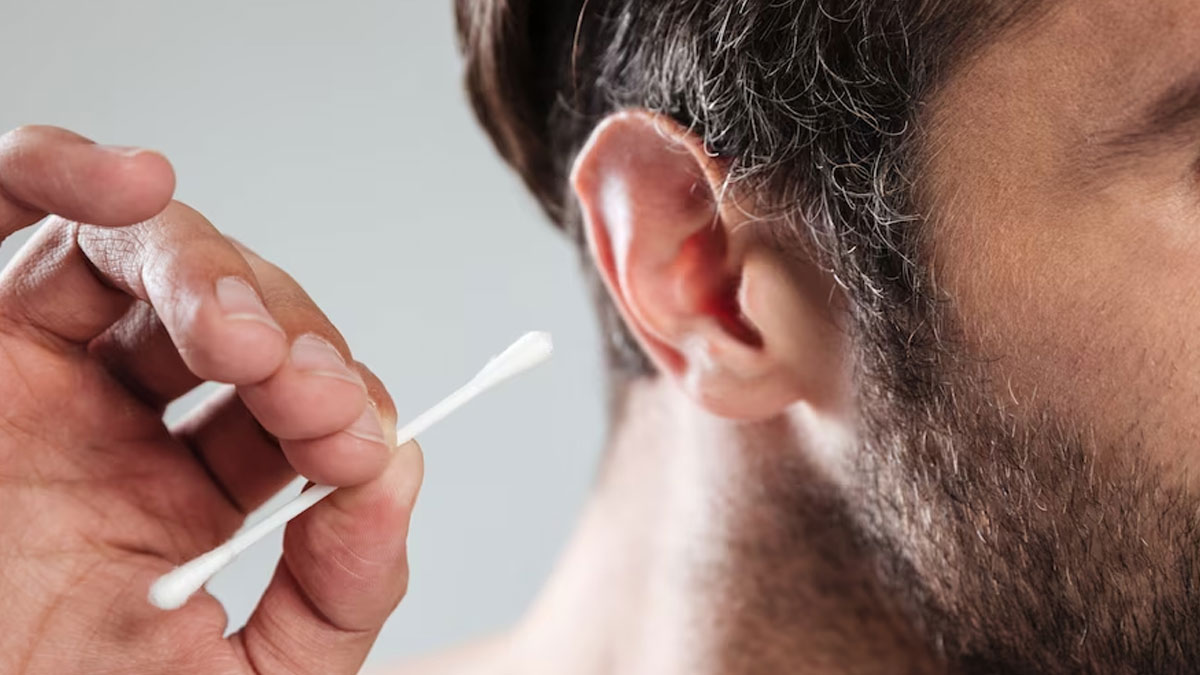 Ear Hygiene How To Safely Remove Earwax At Home OnlyMyHealth