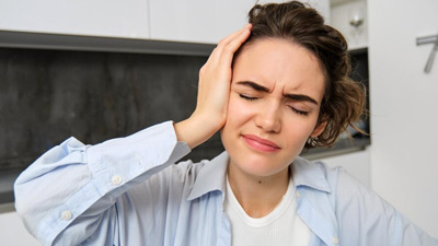 Thyroid and Dizziness: क्‍या थायराइड के कारण चक्‍कर आता है? डॉक्‍टर से जानें