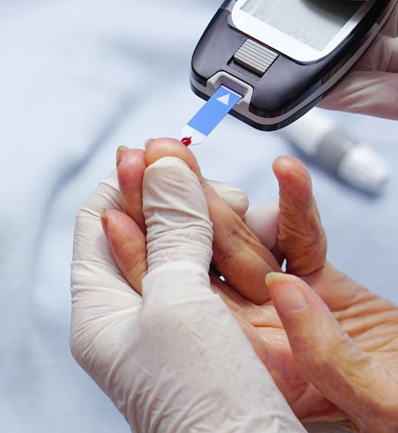 Why People With Diabetes Avoid Late Night Dinner In Hindi