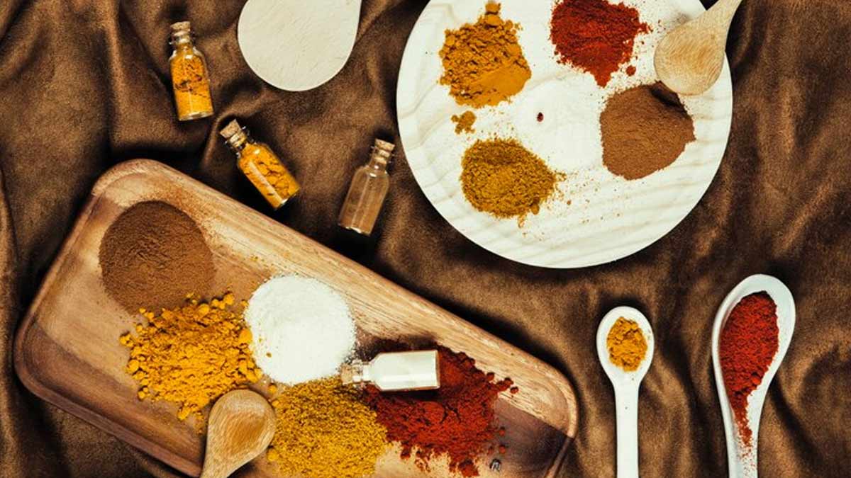 त्वचा की अलग-अलग समस्याओं के लिए बनाएं ये 7 तरह के उबटन, मिलेगा फायदा