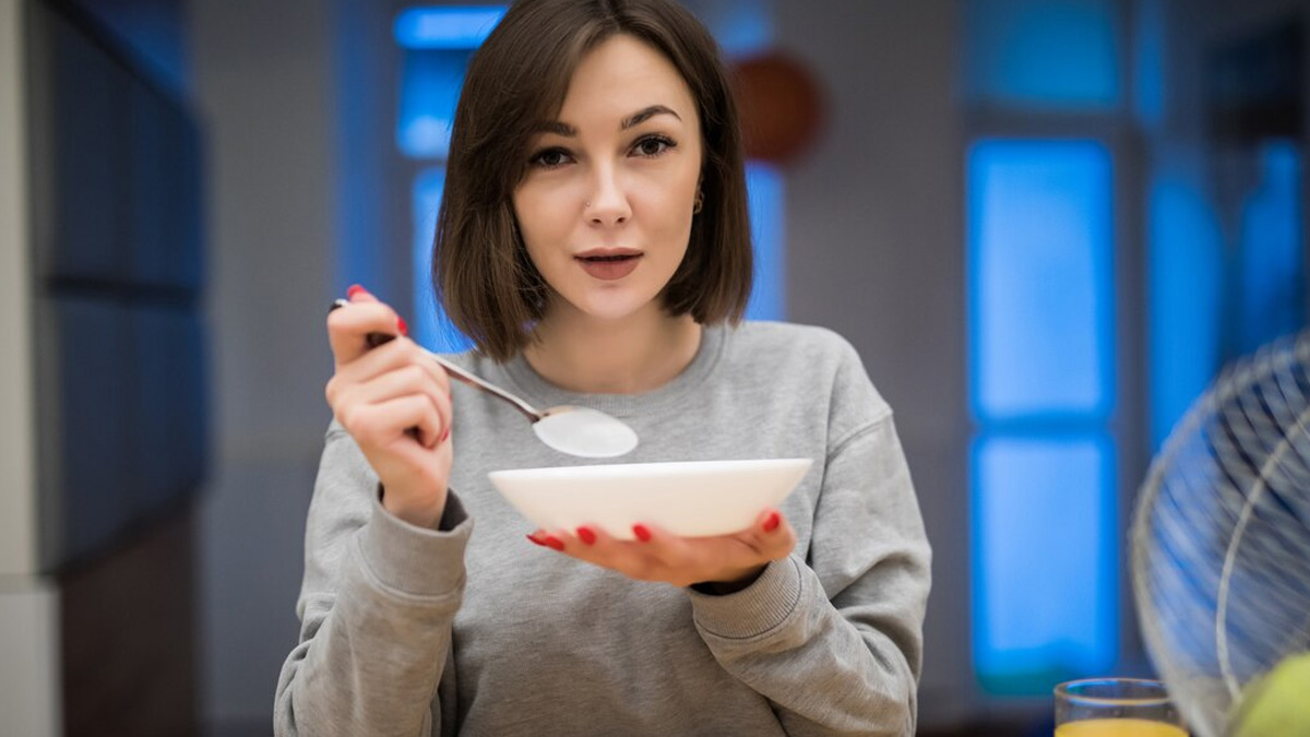 Benefits Of Homemade Curd In Hindi