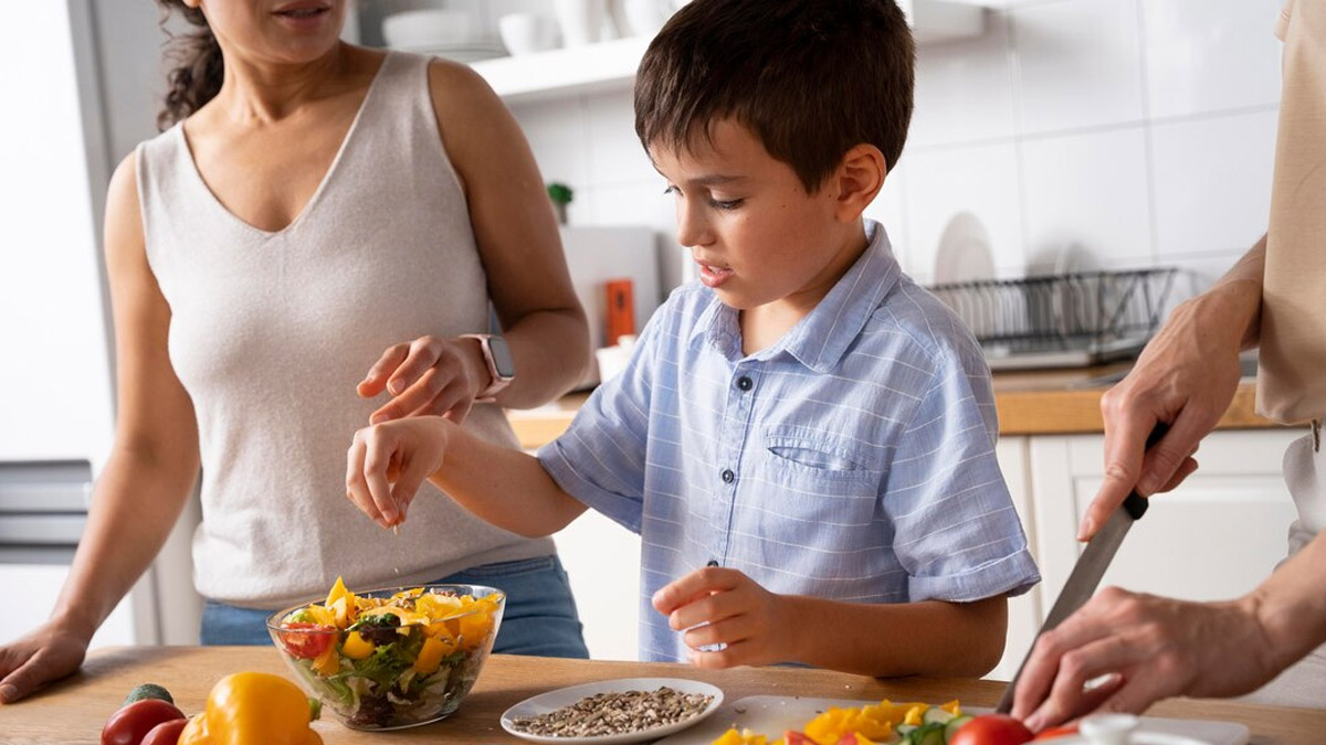 child-helping-cooking