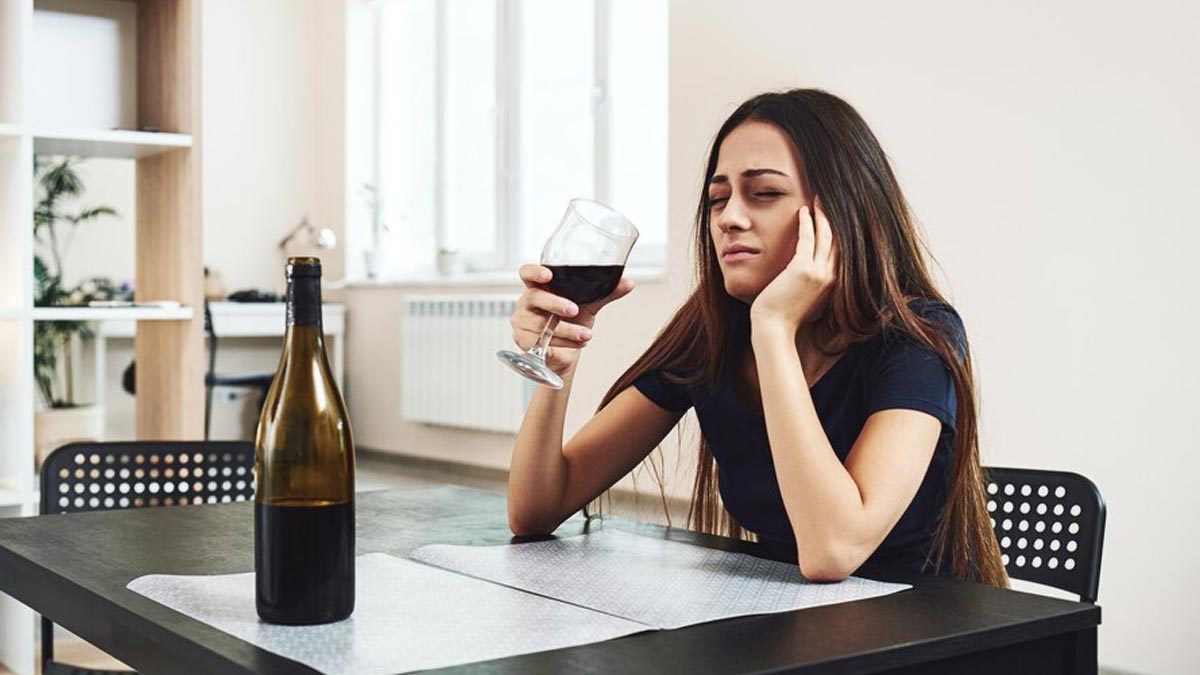 Did You Know That Alcohol Impacts Women Worse Than Men? Here’s Why