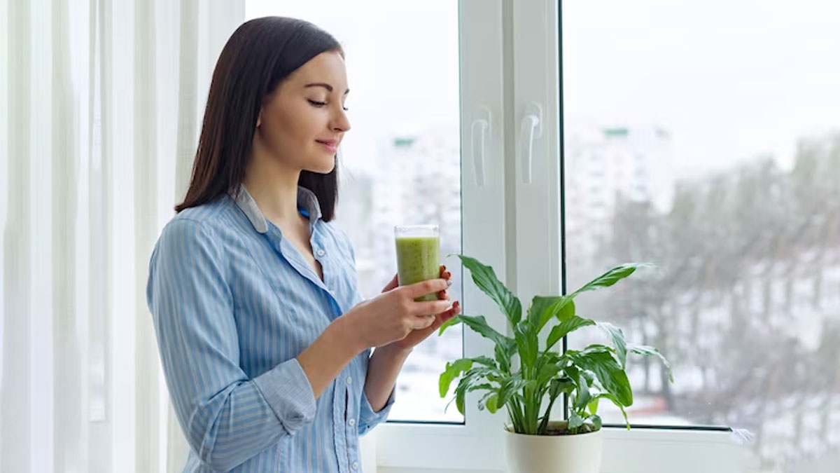 Benefits Of Drinking Amla And Curry Leaves Juice In Hindi