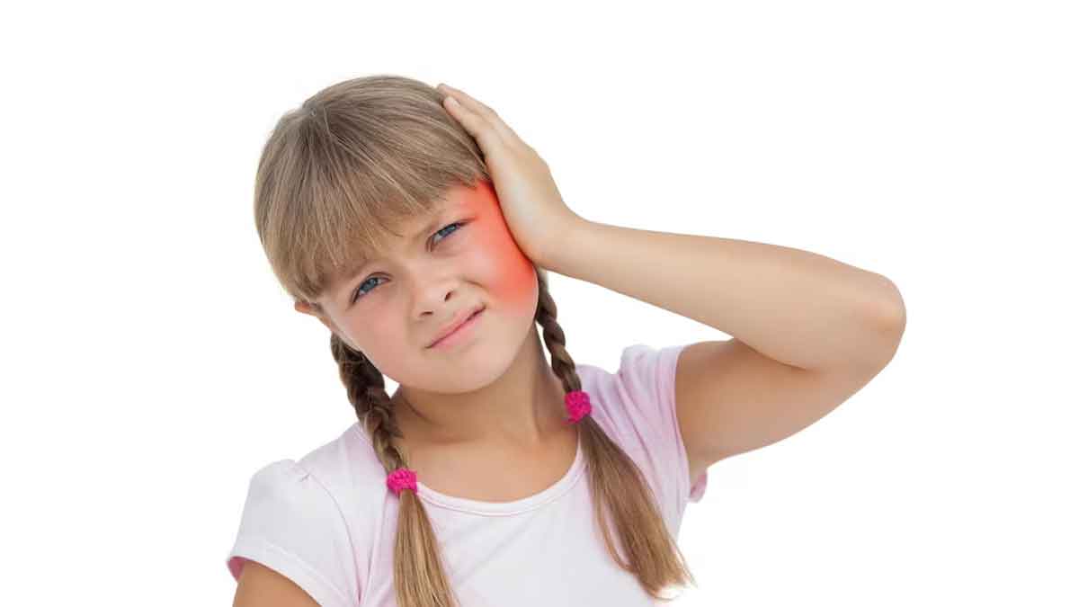 double-ear-infection-in-children-expert-lists-its-symptoms-causes