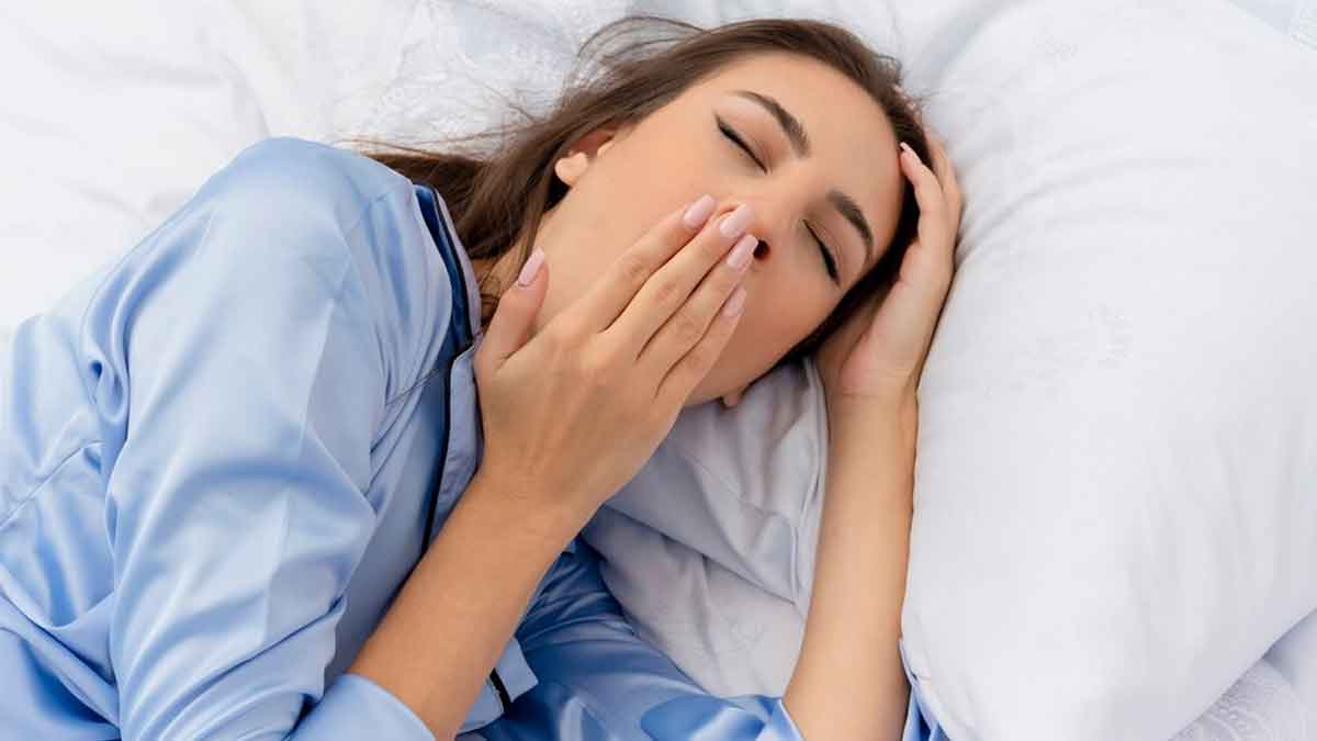 Obstructive Sleep Apneoa Affects Women Differently Than Men