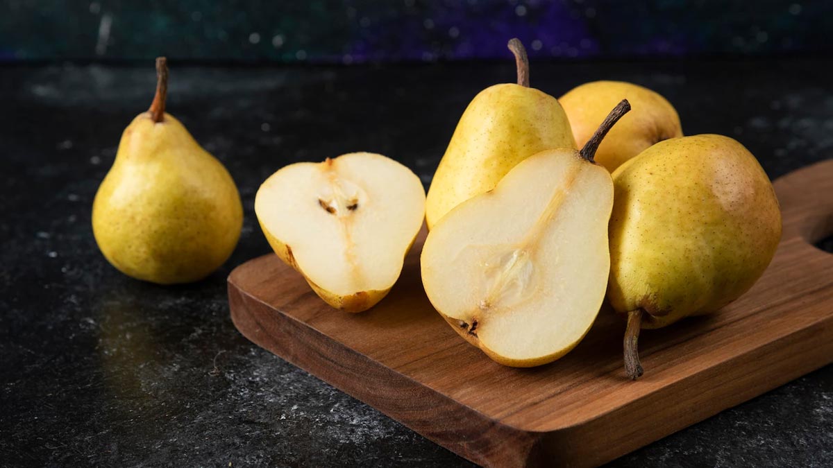 Are You Pregnant? Embrace the Nutritional Benefits of Pears for a