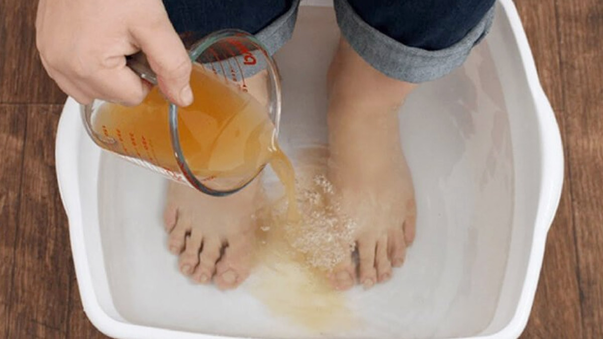 Fati-Ediyo-Ke-Liye-Seb-Ka-Sirka