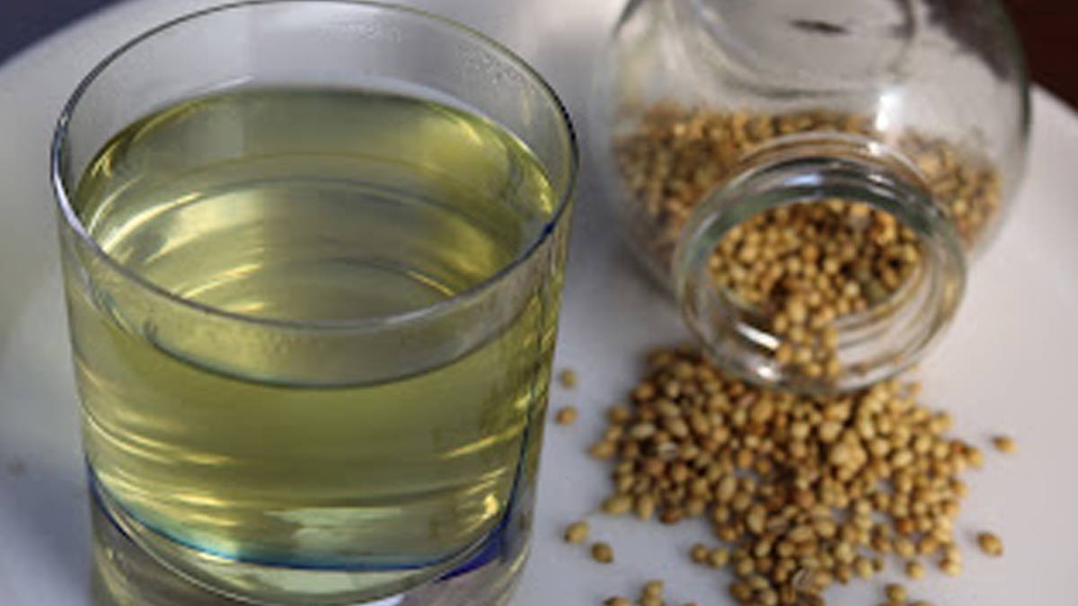 Thyroid-Me-Dhaniya-Ka-Pani-Ke-Fayde