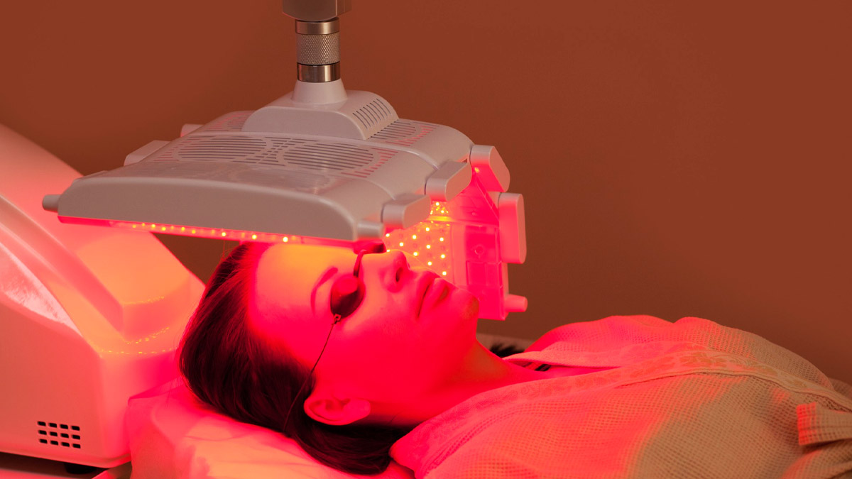Red Light Therapy: Mechanism And Its Benefits