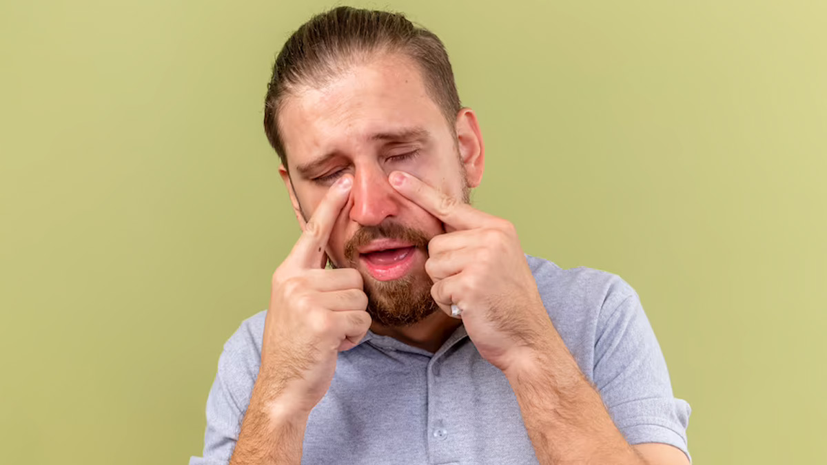 pimple-inside-nose-know-its-causes-symptoms-home-treatment