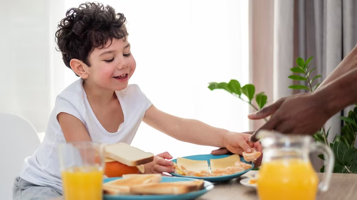 7 Healthy Breakfast Ideas You Can Make For Your Child 