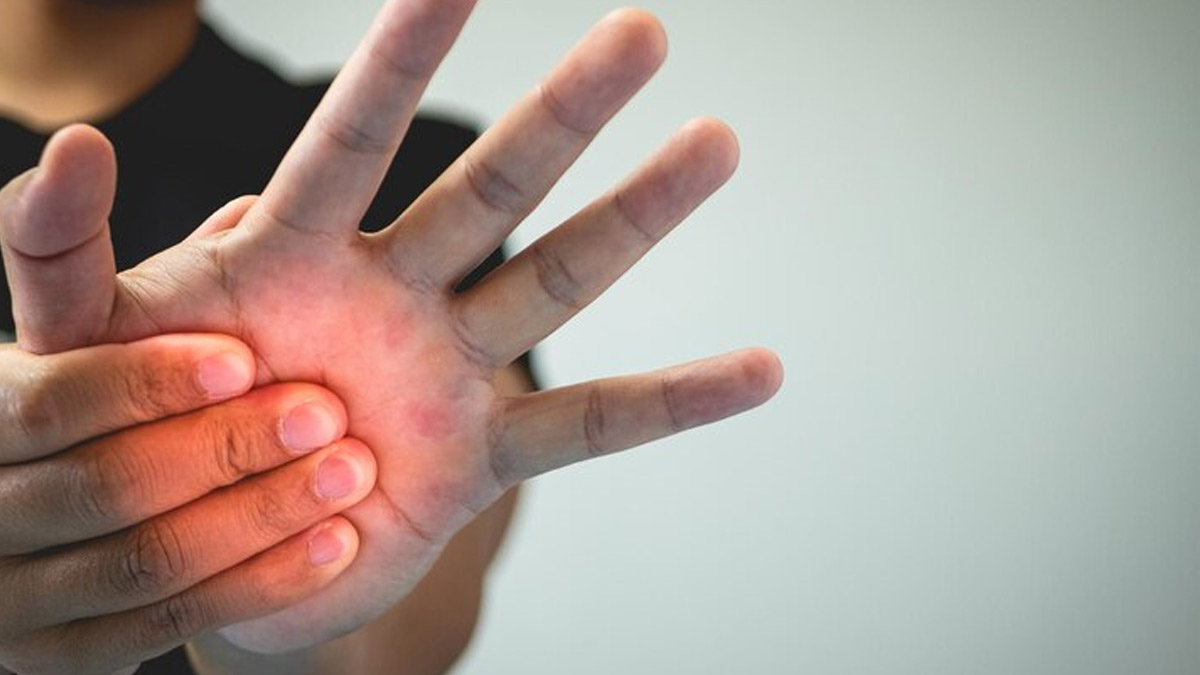 I Have Numb Hands After My Workout—Should I Worry?