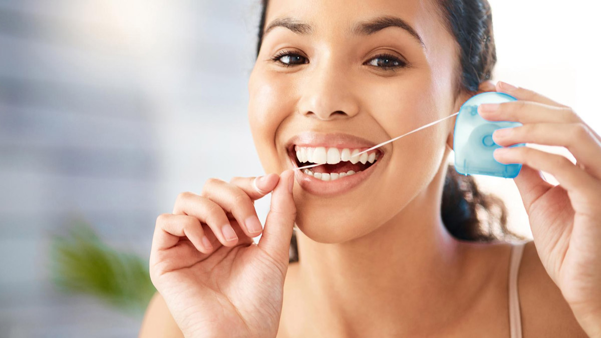 how to keep gums healthy and strong